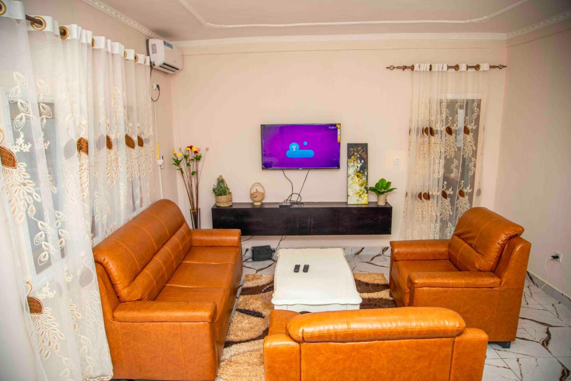 Les Logis De Nouvelle Route Bastos Daire Yaoundé Dış mekan fotoğraf